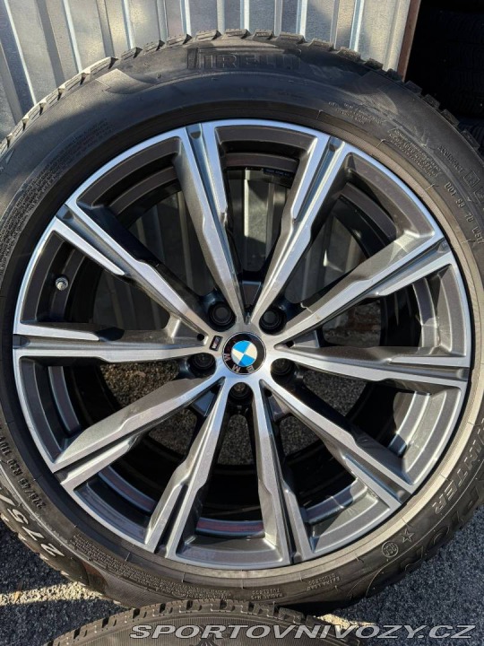 BMW X5 xDrive40i mHEV M-Packet 2022