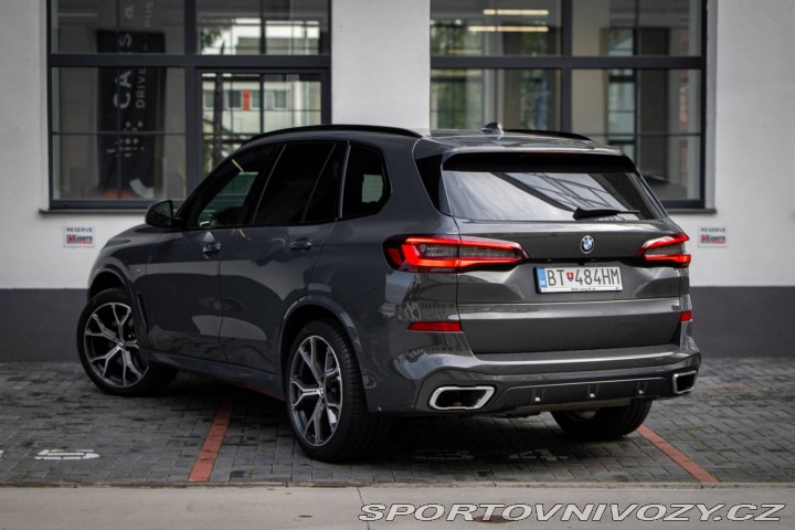 BMW X5 xDrive40i mHEV M-Packet 2022