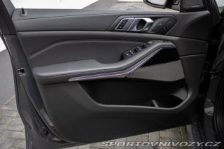 BMW X5 xDrive40i mHEV M-Packet 2022