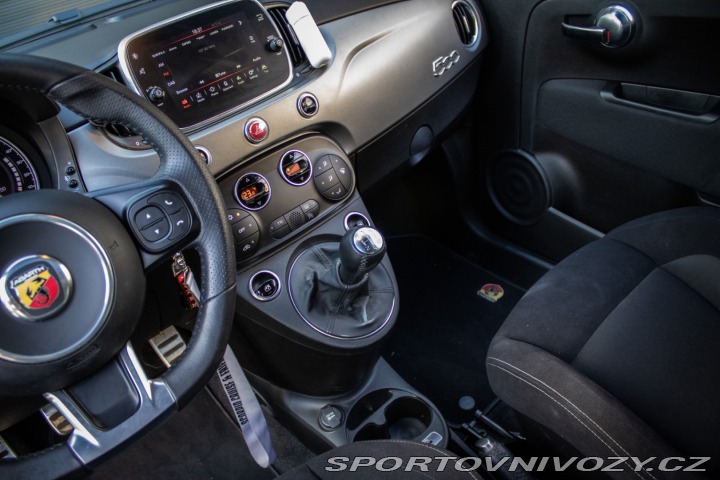 Abarth 595 Pista 1.4 T-Jet 2021