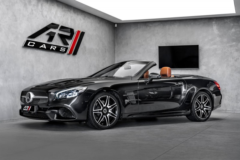 Mercedes-Benz SL Cabrio AMG Masáže H&K