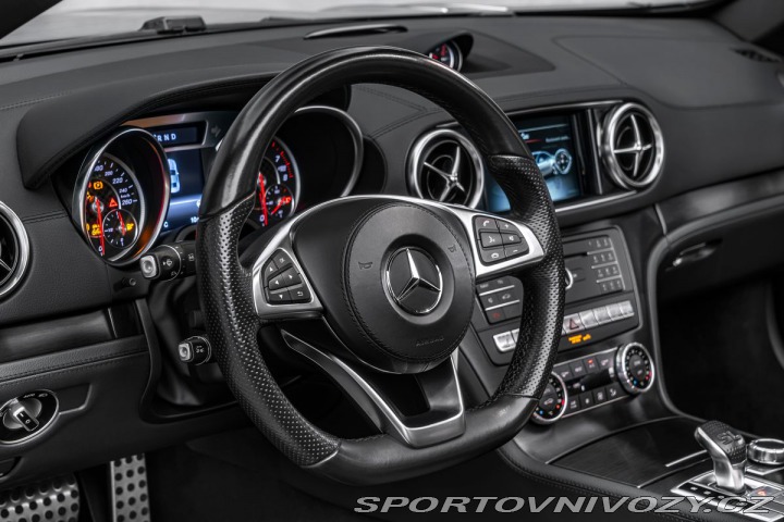 Mercedes-Benz SL Cabrio AMG Masáže H&K 2018