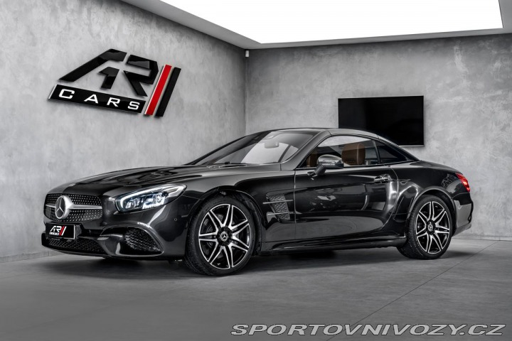 Mercedes-Benz SL Cabrio AMG Masáže H&K 1800