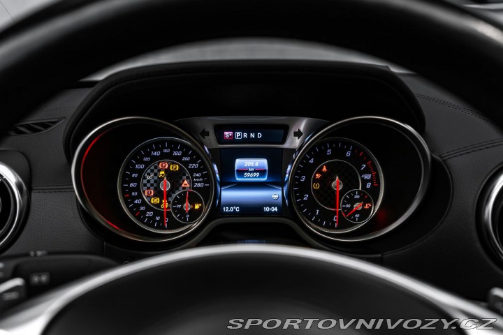 Mercedes-Benz SL Cabrio AMG Masáže H&K 1800