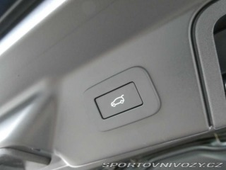Ostatní značky Ostatní modely Land Rover Range Rover Velar 2,0 Dynamic SE P400e 4x4 2025