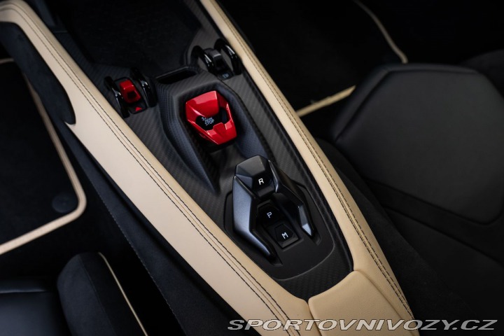 Lamborghini Revuelto 2024