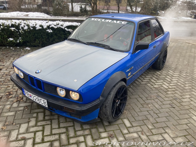 BMW 3 E30 Coupe