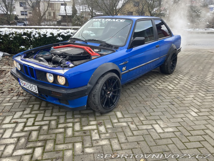 BMW 3 E30 Coupe 1988