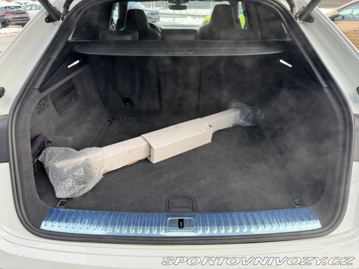 Audi SQ8 TFSI 373kW PPF 1800