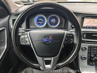 Volvo S60 2.4 D5 AWD R-Design 158kW 2011