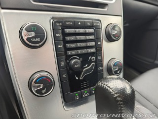 Volvo S60 2.4 D5 AWD R-Design 158kW 2011