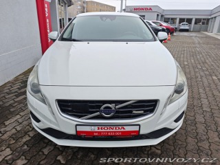 Volvo S60 2.4 D5 AWD R-Design 158kW 2011