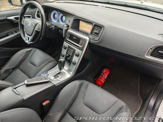 Volvo S60 2.4 D5 AWD R-Design 158kW 2011