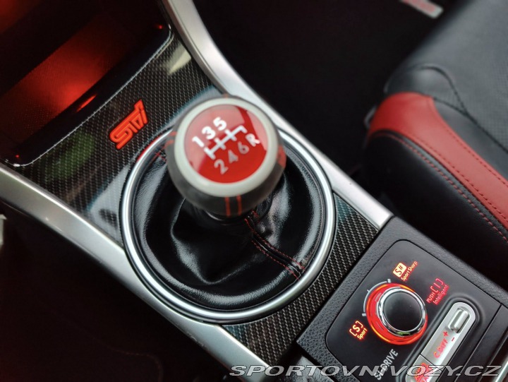 Subaru WRX STI Impreza STi 2020 poladěná 2020