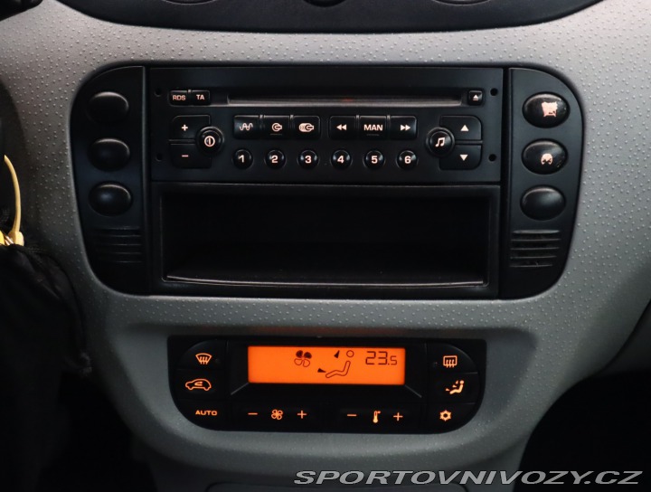 Citroën Ostatní modely C3  1.6 16V 2004