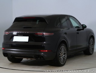 Porsche Cayenne V6 2022