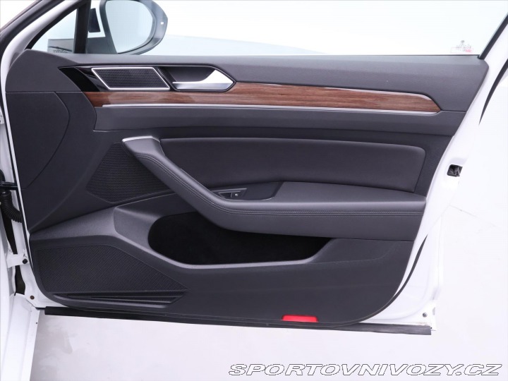 Volkswagen Ostatní modely Passat 2,0 TDI 140kW 4Motion CZ 2016