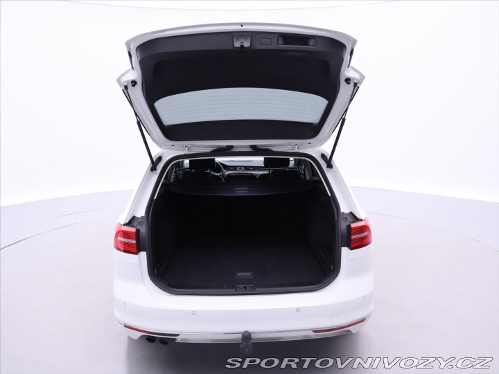 Volkswagen Ostatní modely Passat 2,0 TDI 140kW 4Motion CZ 2016