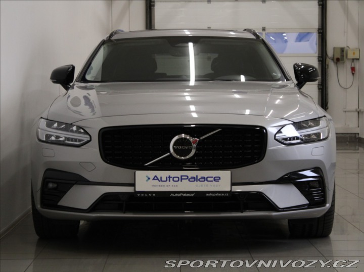 Volvo V90 2,0 B6 Ultimate B&W A 2022
