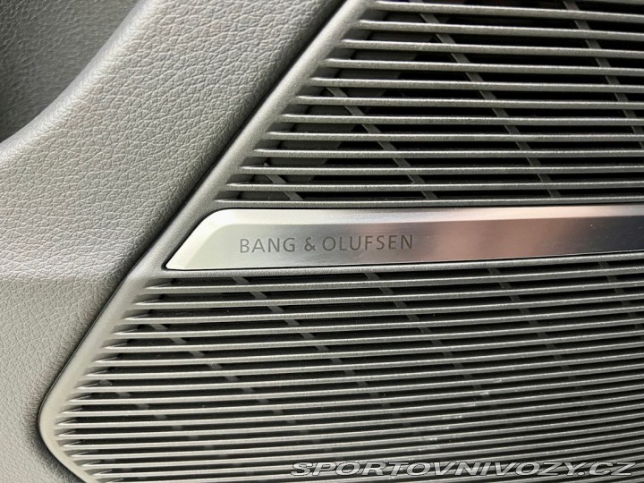 Audi Ostatní modely Q8 60TFSI e QUATTRO, PANO,TA 2025