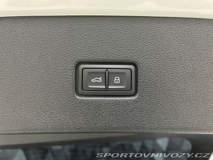 Audi Ostatní modely Q8 60TFSI e 290KW QUATTRO, V 2025