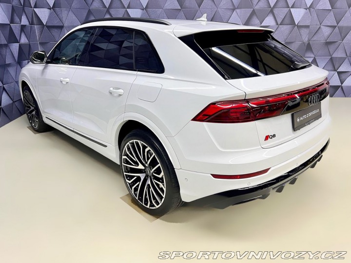 Audi Ostatní modely Q8 60TFSI e QUATTRO, MASÁŽE, 2025