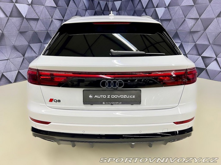 Audi Ostatní modely Q8 60TFSI e QUATTRO, MASÁŽE, 2025