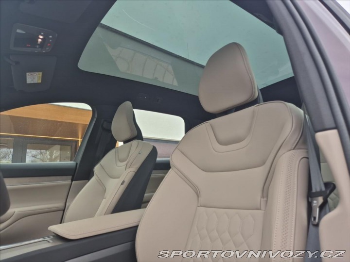 Volvo Ostatní modely EX90 TWIN Performance 7 MÍST B 2025