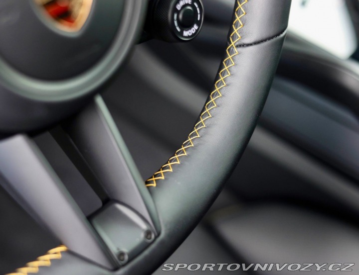 Porsche Cayenne Coupe 3.0 V6 E-Hybrid 34 2025