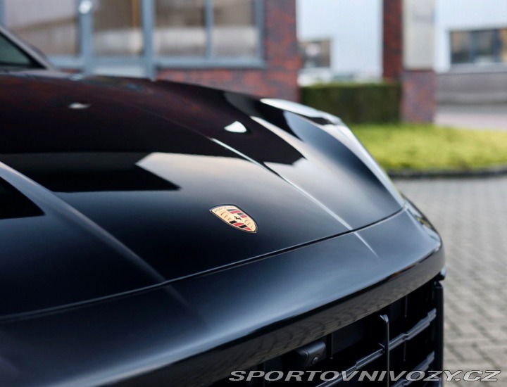 Porsche Cayenne Coupe 3.0 V6 E-Hybrid 34 2025