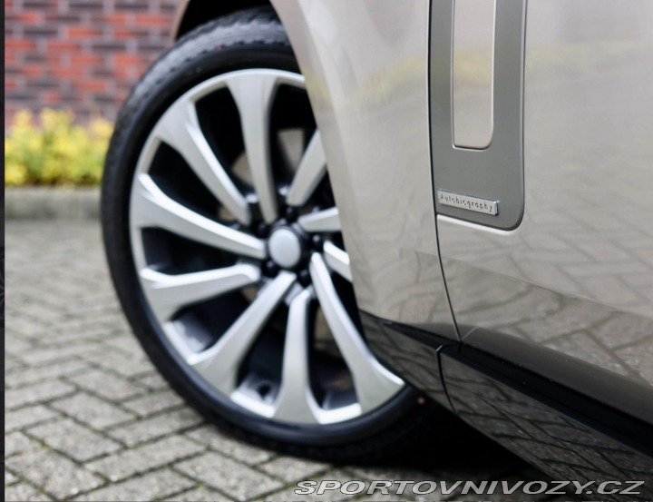 Ostatní značky Ostatní modely Land Rover Range Rover  P550e Autobiography *23” 2024