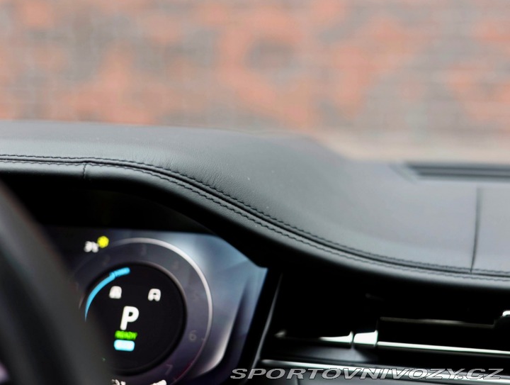 Ostatní značky Ostatní modely Land Rover Range Rover  P550e Autobiography *23” 2024