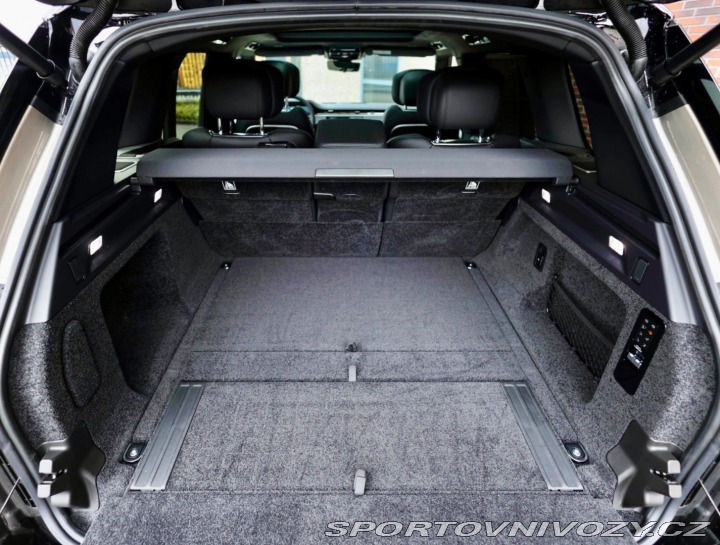 Ostatní značky Ostatní modely Land Rover Range Rover  P550e Autobiography *23” 2024
