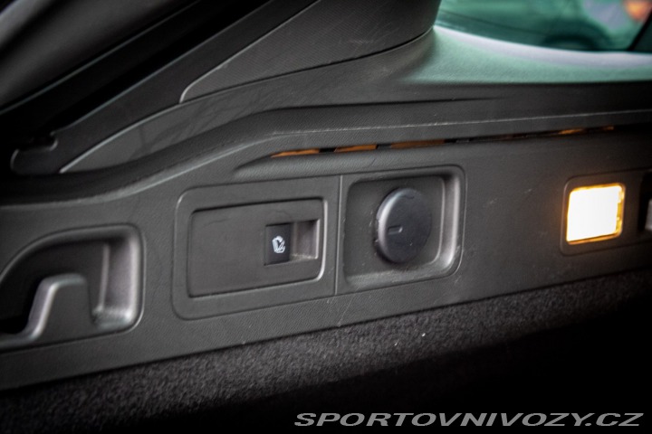 Ostatní značky Ostatní modely Osobné a úžitkové autá Abarth Abarth Insignia ST GSI 2. 2018