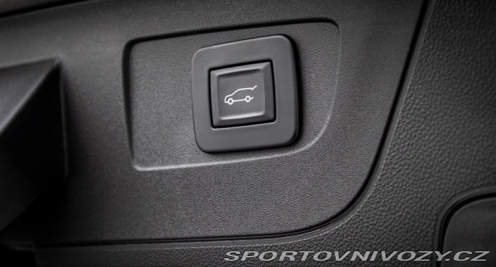 Ostatní značky Ostatní modely Osobné a úžitkové autá Abarth Abarth Insignia ST GSI 2. 2018