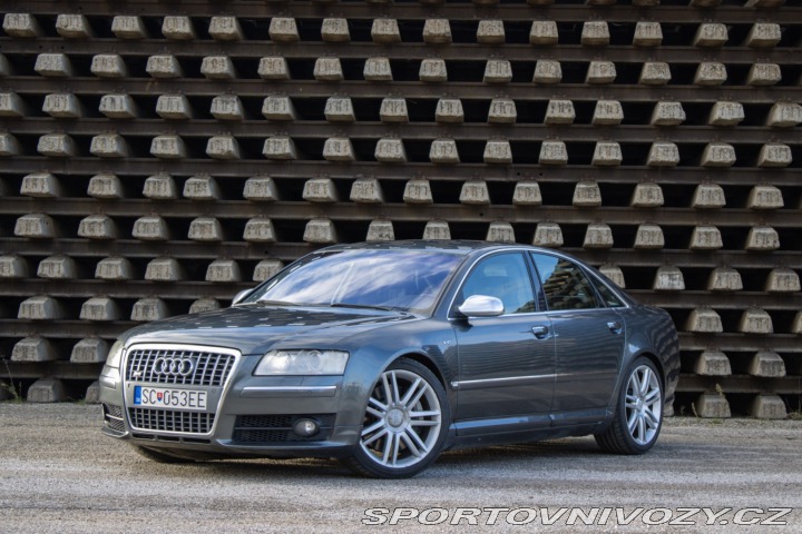 Audi S8 5.2 V10 Quattro / AJ NA 2007