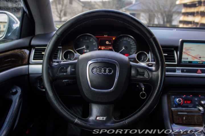 Audi S8 5.2 V10 Quattro / AJ NA 2007