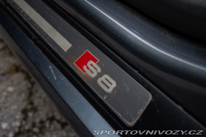 Audi S8 5.2 V10 Quattro / AJ NA 2007