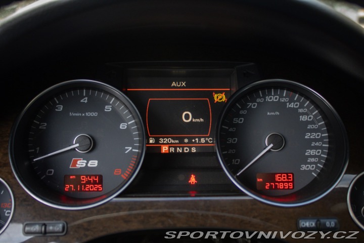 Audi S8 5.2 V10 Quattro / AJ NA 2007