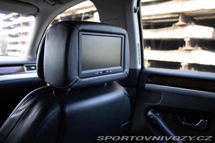 Audi S8 5.2 V10 Quattro / AJ NA 2007