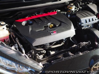 Toyota Yaris PERFORMANCE 2020