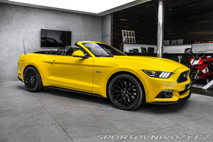 Ford Mustang 5,0 GT Cabrio Manual CZ 1800