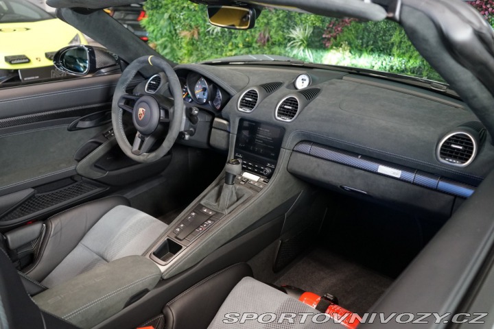 Porsche 718 SPYDER RS*WEISSACH*CARBON 2024