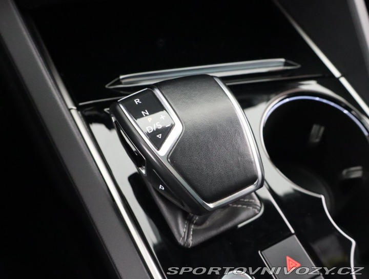 Volkswagen Ostatní modely Touareg R-Line 3.0 TDI 2021