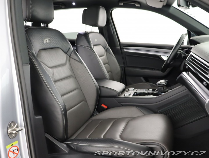 Volkswagen Ostatní modely Touareg R-Line 3.0 TDI 2021