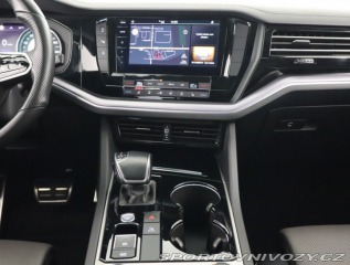 Volkswagen Ostatní modely Touareg R-Line 3.0 TDI 2021