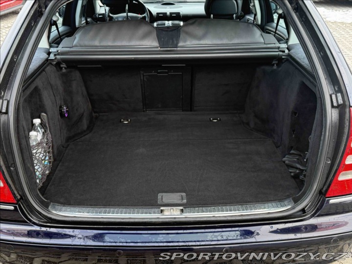 Mercedes-Benz C 3,2 4-Matic V6 facelift s 2005