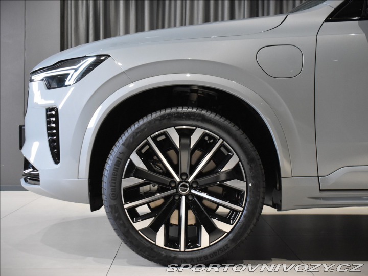 Volvo Ostatní modely XC90 2,0 T8  Plus Dark 2025