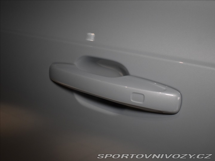 Volvo Ostatní modely XC90 2,0 T8  Plus Dark 2025