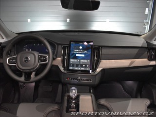 Volvo Ostatní modely XC90 2,0 T8 Plus Dark 2025